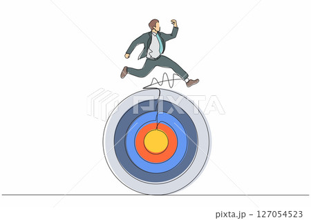 Continuous one line drawing businessman move forward with goals. Businessman running on target. Business competition to success. Marketing career. Single line draw design vector graphic illustration 127054523