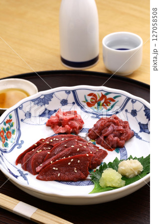 もうかの星(モウカザメの心臓)の刺身 もうかの星(モウカザメの心臓)の刺身 127058508