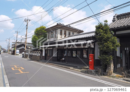 嘉右衛門町 重要伝統的建造物群保存地区の岡田記念館【栃木県栃木市】 127069461