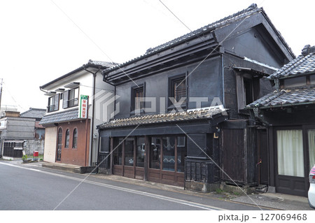 嘉右衛門町 重要伝統的建造物群保存地区の見世蔵【栃木県栃木市】 嘉右衛門町 重要伝統的建造物群保存地区の見世蔵【栃木県栃木市】 127069468