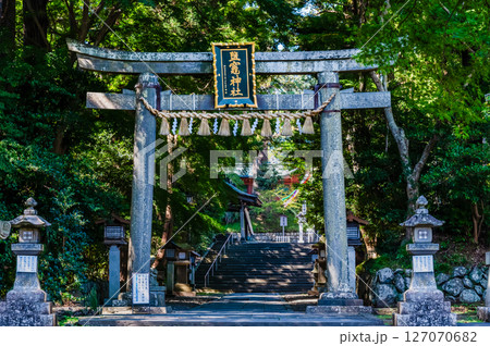 宮城 鹽竈神社　東参道の鳥居 127070682