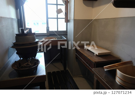 同潤会代官山アパートメントの復元室内 127071234