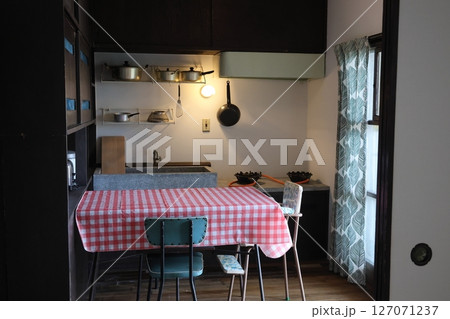 蓮根団地の復元室内 127071237