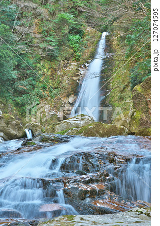 【笹の滝】 奈良県吉野郡十津川村内原 127074595
