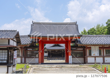 石清水八幡宮の頓宮　南門 127077506