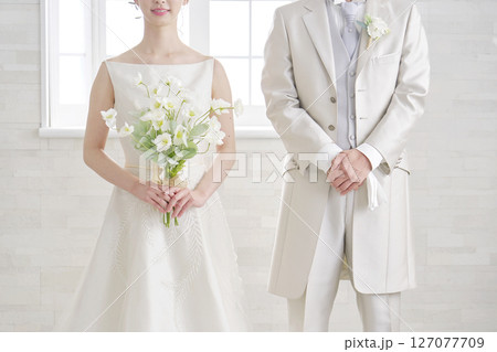新郎新婦　結婚式　顔無し 127077709