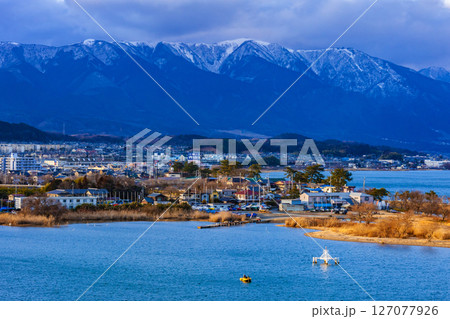琵琶湖大橋からの冬景色 127077926