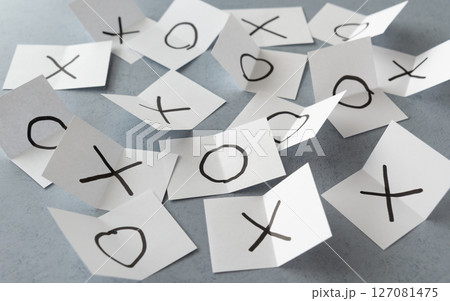 多数決の集約 丸とバツ 多数決の集約 丸とバツ 127081475