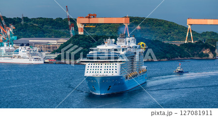 長崎港客船入港(Spectrum of the Seas)女神大橋から パノラマ【長崎市】 長崎港客船入港(Spectrum of the Seas)女神大橋から パノラマ【長崎市】 127081911