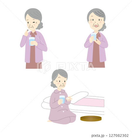 薬を飲むシニア女性　セット 127082302