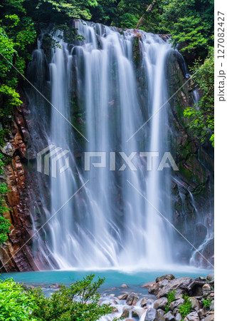 新緑の丸尾滝　【鹿児島県霧島市】 127082427