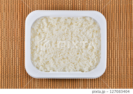 パックご飯 127083404
