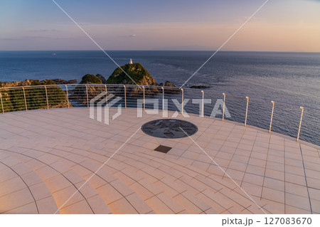 《鹿児島県》佐多岬展望台・本土最南端の眺望 《鹿児島県》佐多岬展望台・本土最南端の眺望 127083670