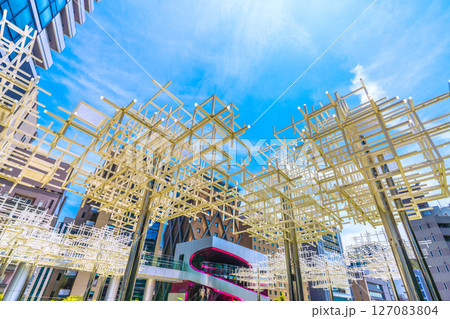 日本の東京都市景観 渋谷サクラステージ・にぎわいSTAGEやビル群などを望む 日本の東京都市景観 渋谷サクラステージ・にぎわいSTAGEやビル群などを望む 127083804