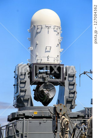 練習艦『しまかぜ』に搭載される… Mk.15 高性能20mm機関砲・CIWS 127084362