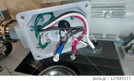 ギヤモーターの電源線・接続箱 127085517