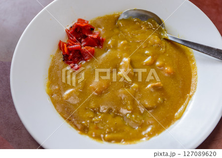 カレー、カレールー、具、福神漬 カレー、カレールー、具、福神漬 127089620