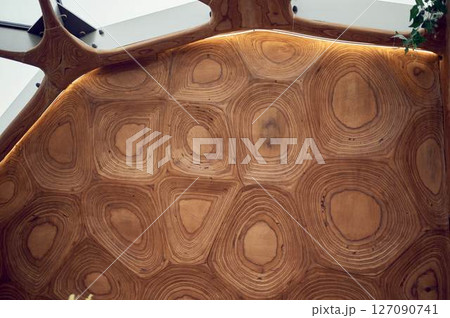 Wooden panels made of sawn timber. A decorative solution in an eco-friendly design Wooden panels made of sawn timber. A decorative solution in an eco-friendly design 127090741