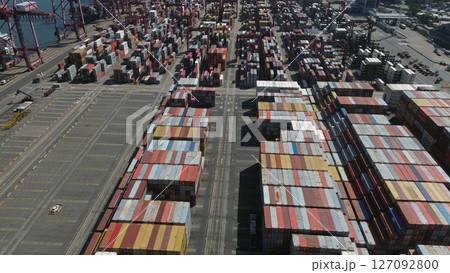 Shipping port with colorful containers 127092800