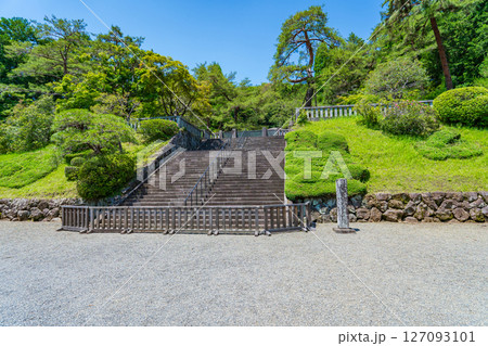 東京都八王子市　第百二十三代大正天皇　多摩陵 127093101