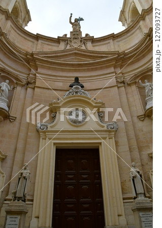 マルタ共和国、マルタ島、バレッタ、マーチャント通り、セントドミニク教会 127093727