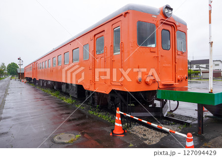 にぎわいの広場のキハ22形気動車（下川町・雨天） 127094429