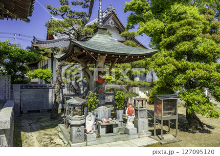 四国八十八箇所48番　西林寺　水子子育地蔵尊　愛媛県松山市 127095120