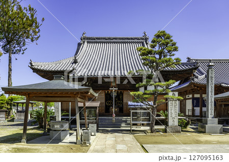 四国八十八箇所48番　西林寺　本堂　愛媛県松山市 127095163