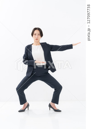 女性 ビジネス 女性 ビジネス 127097738