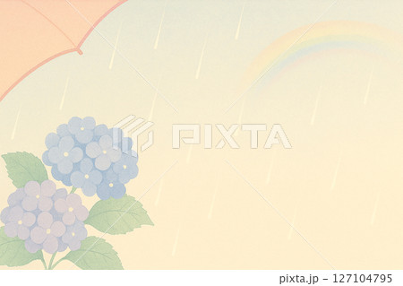 傘と虹に彩られたあじさいの梅雨風景 127104795