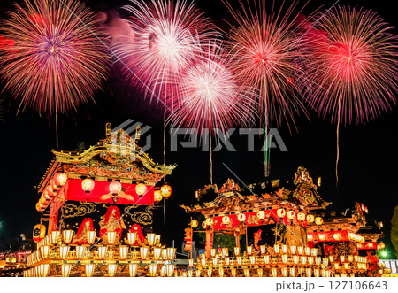 埼玉 秩父夜祭 屋台と花火(合成) 埼玉 秩父夜祭 屋台と花火(合成) 127106643