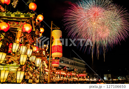 埼玉 秩父夜祭 屋台と花火(合成) 埼玉 秩父夜祭 屋台と花火(合成) 127106650