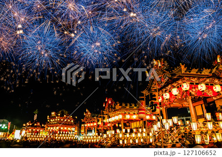 埼玉 秩父夜祭 屋台と花火(合成) 埼玉 秩父夜祭 屋台と花火(合成) 127106652