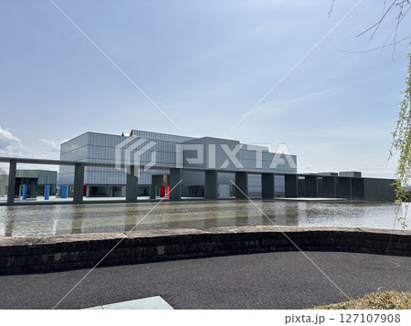 愛知県豊田市にある豊田市美術館 127107908