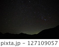 後立山連峰と星空　オリオン座 127109057