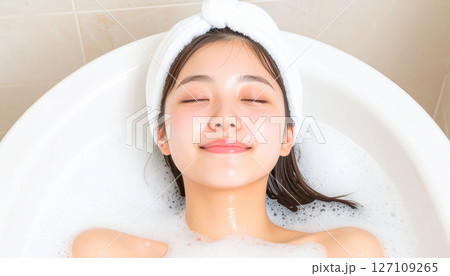 アジアンビューティー(バスタイム) アジアンビューティー(バスタイム) 127109265