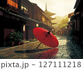 京都 の雨、和傘 と 五重塔 の風景 127111218