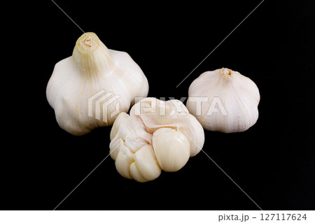 新鮮な大蒜 127117624