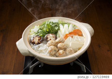 鶏のつみれのうま塩鍋 127119469