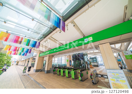 「東京都」高輪ゲートウェイ駅南口の風景　港区 127120498