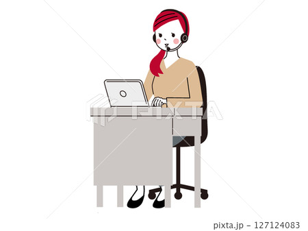 ヘッドセットをつけてweb会議している女性 127124083