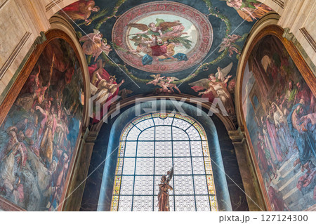 Saint-sulpice church, lateral chapel, Paris, France Saint-sulpice church, lateral chapel, Paris, France 127124300