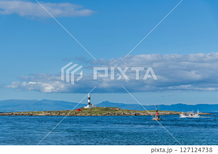 本州最北端 大間崎を望む 127124738