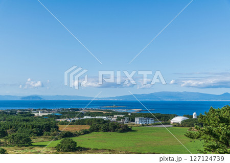 本州最北端 大間崎を望む 127124739