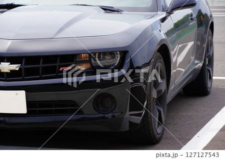 輸入車イメージ　シボレー カマロ5代目のフロントマスク 127127543