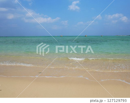 伊良部島の佐和田の浜 (沖縄県宮古島市) 伊良部島の佐和田の浜 (沖縄県宮古島市) 127129793