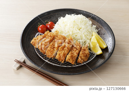 豚ロースのとんかつ 豚ロースのとんかつ 127130666