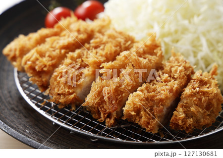 豚ロースのとんかつ 豚ロースのとんかつ 127130681