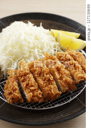 豚ロースのとんかつ 豚ロースのとんかつ 127130699