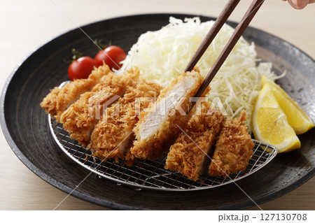 豚ロースのとんかつ 127130708